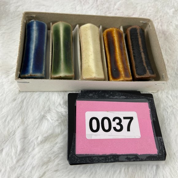 Vintage Ceramic Pottery Knife Rest Set of 5 Multi Color 1950's - Picture 10 of 10